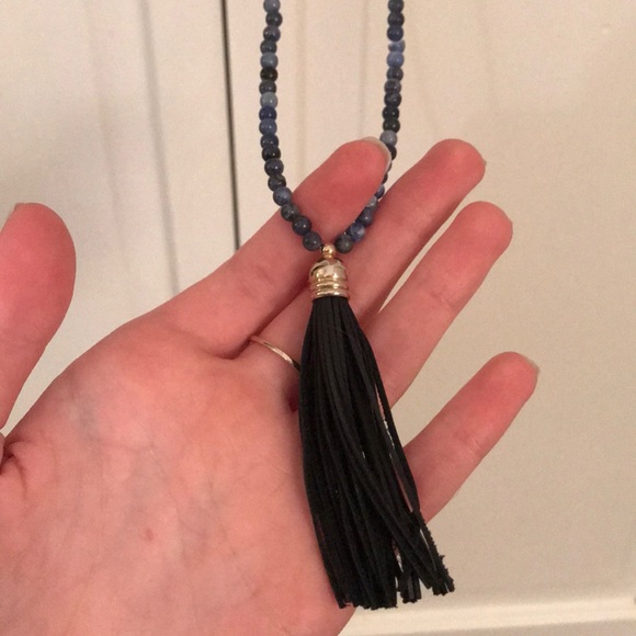 long necklace - Picture 2 of 3